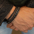 Laden Sie das Bild in den Galerie-Viewer, Armband Mix & Match <br> Black Braided Leder