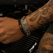 Laden Sie das Bild in den Galerie-Viewer, Armband Skull <br> Duty and Honor Stainless Steel