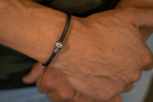 Armband Skull <br> Leder schwarz